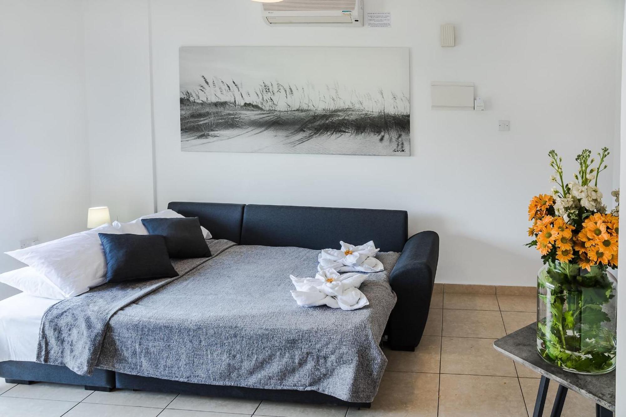 Apartamento Artemis Cynthia Complex Paphos Exterior foto