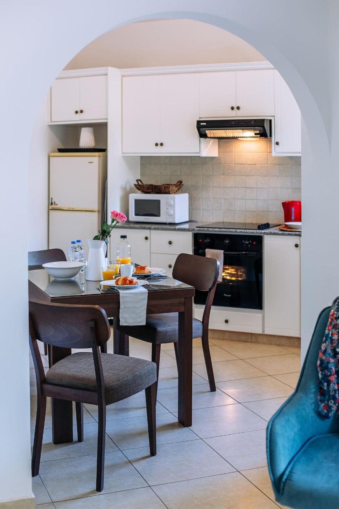 Apartamento Artemis Cynthia Complex Paphos Exterior foto