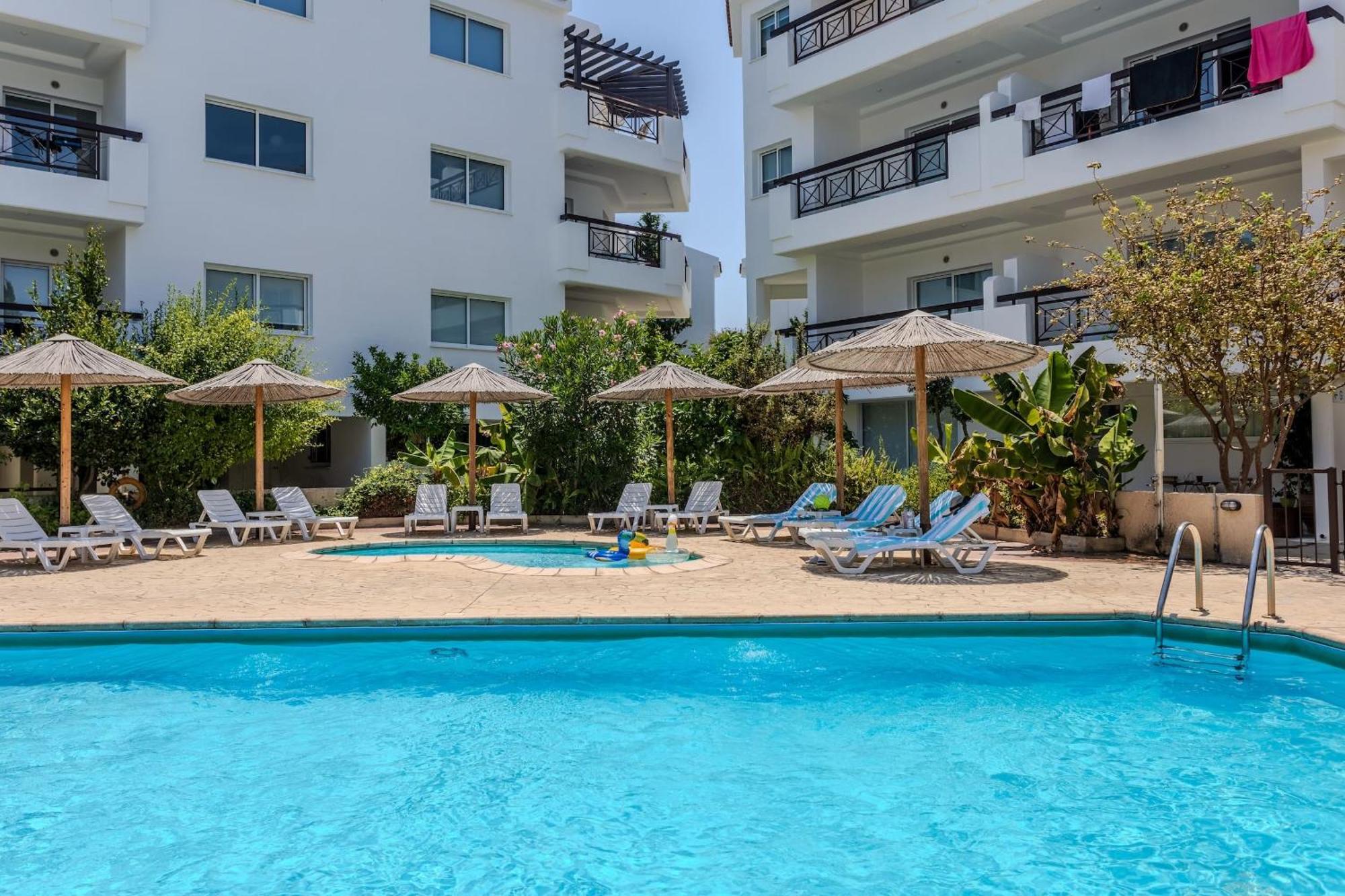 Apartamento Artemis Cynthia Complex Paphos Exterior foto
