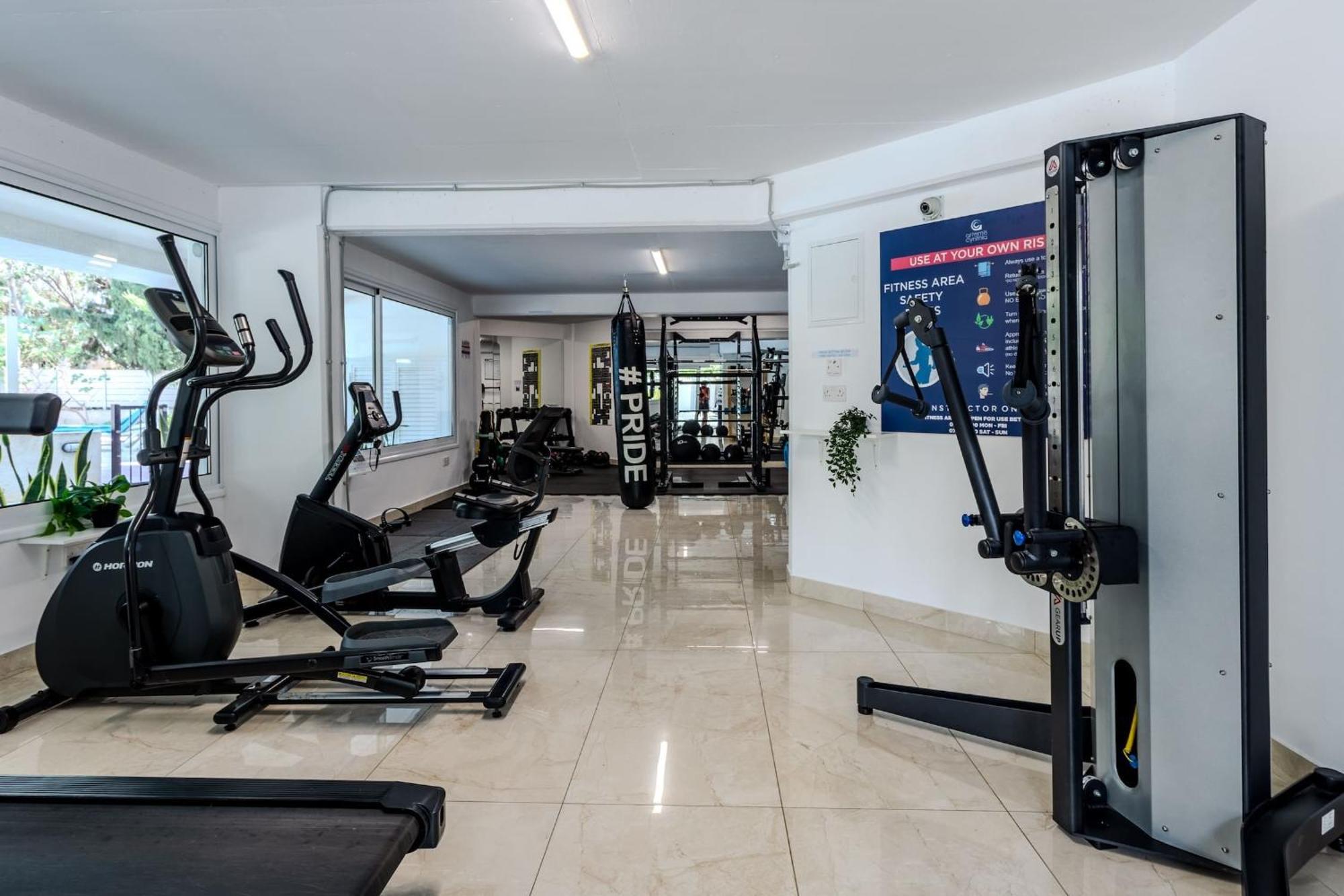 Apartamento Artemis Cynthia Complex Paphos Exterior foto